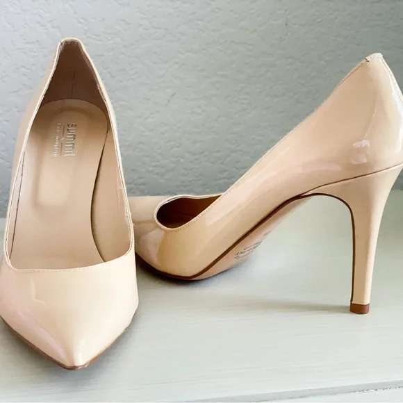 Summit by white mountain heels hotsell